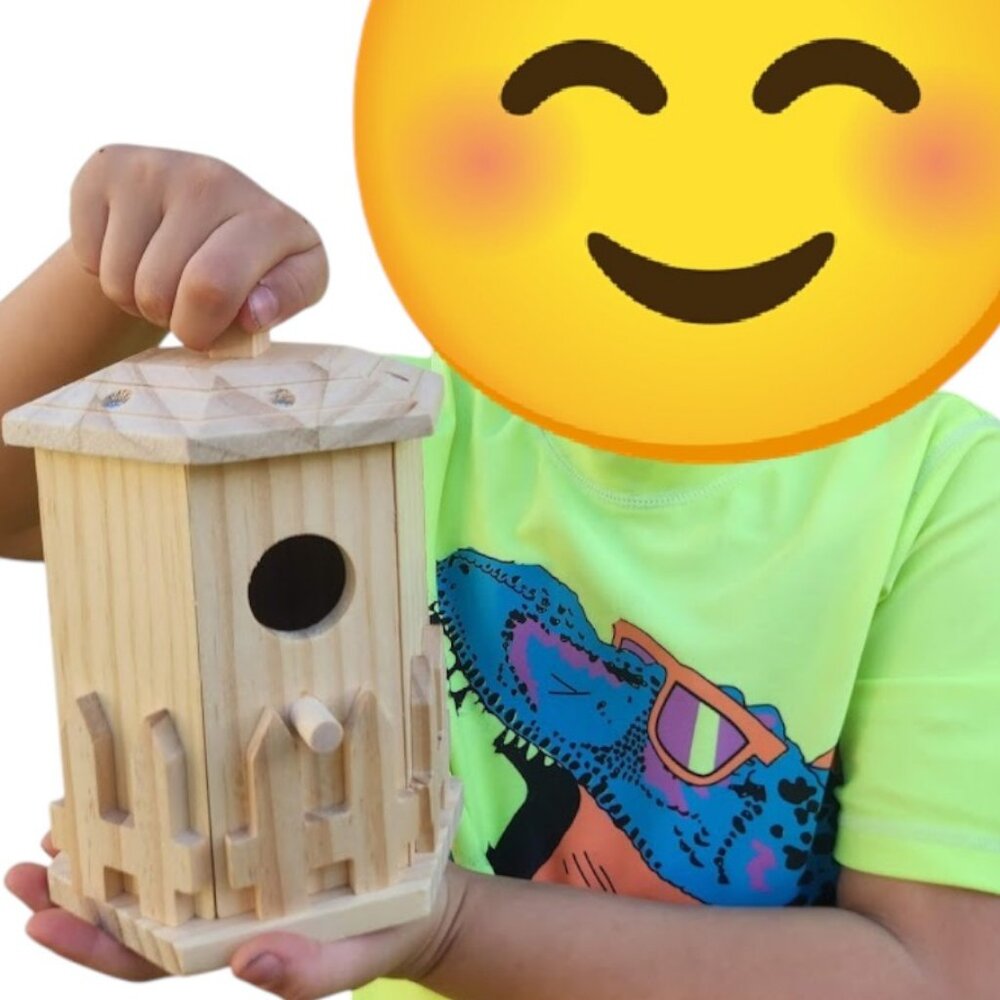 NEW HANDMADE Wooden Bird House Birdhouse Handbuilt Wood Garden Decor Spring Bird
